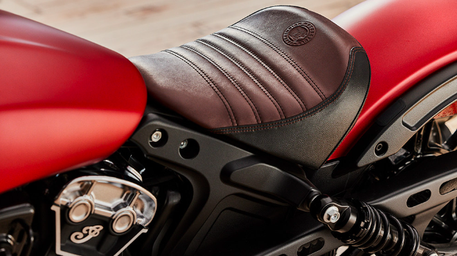 Scout Bobber Indian Red [US]